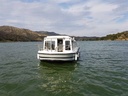 Casa flotante del embalse de Riba Roja EC 1130